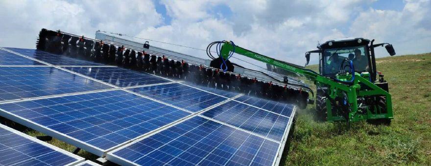 https://www.worldenergy-congress.com/airline/blog/how-to-clean-a-solar-panel?id=17